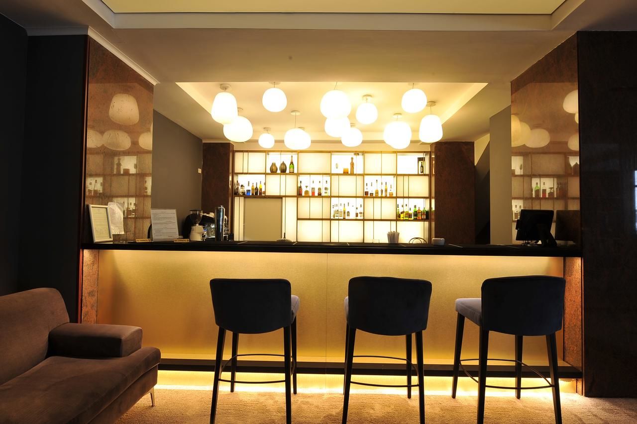 Отель Crystal Palace Hotel Бухарест-41