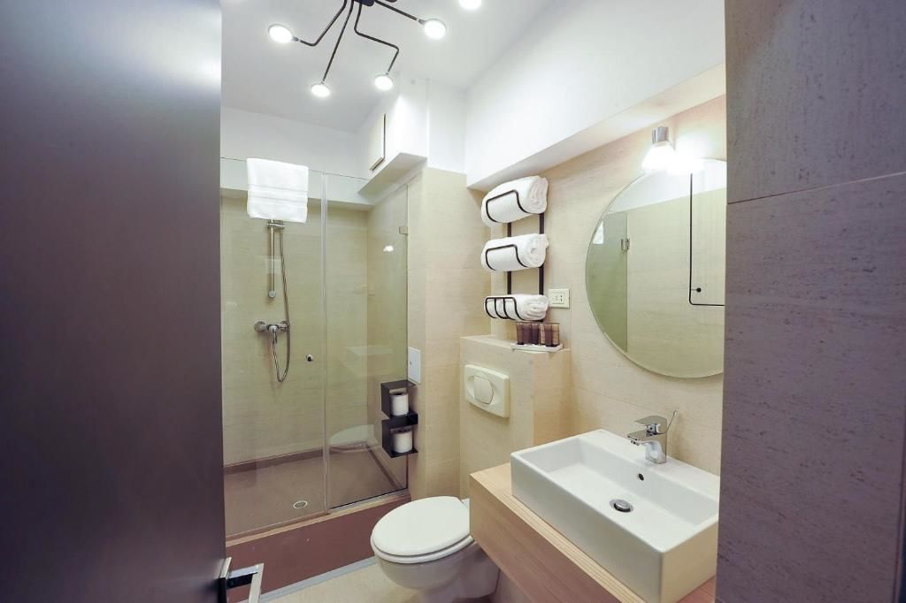 Отель Crystal Palace Hotel Бухарест-52