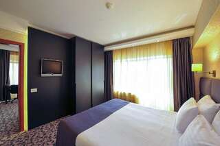 Отель Crystal Palace Hotel Бухарест Полулюкс-3