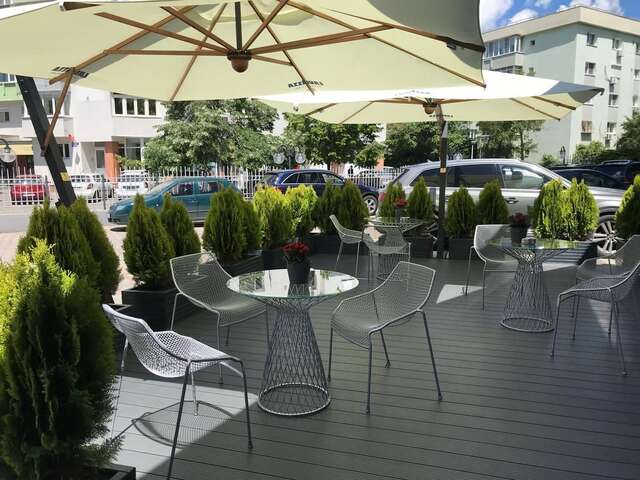 Отель Crystal Palace Hotel Бухарест-30