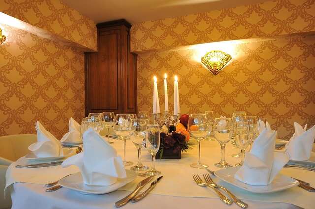 Отель Crystal Palace Hotel Бухарест-38
